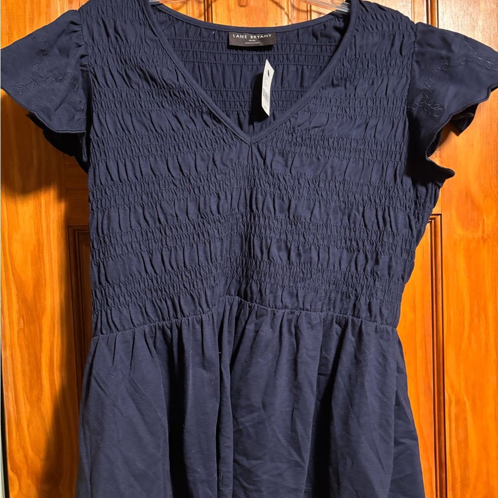 NWT, Lane Bryant, Size 18/20, v-neck, cap flutter sleeves, peplum smocked bodice